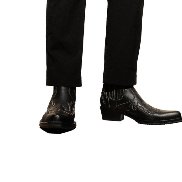 Calvin Klein 205w39nyc x Raf Simons Black distressed boots - Picture 3 of 5